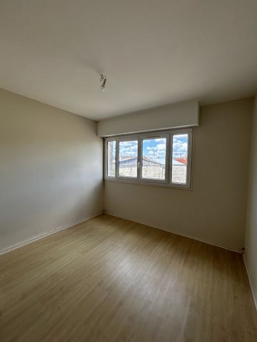 Location Appartement 3 pièces 70m² COGNAC 16100 - Photo 5