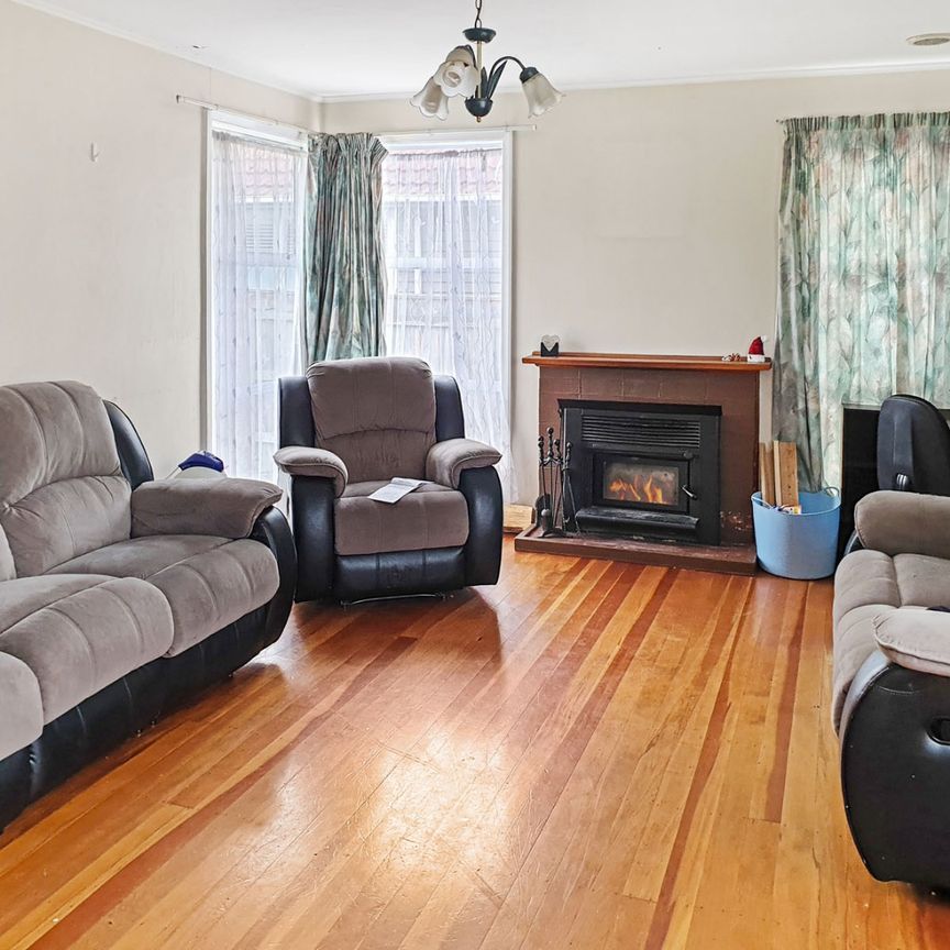 ELDERSLEA LIVING - Photo 1