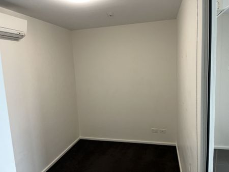 Modern and convenient apartment in prime location! - Photo 5