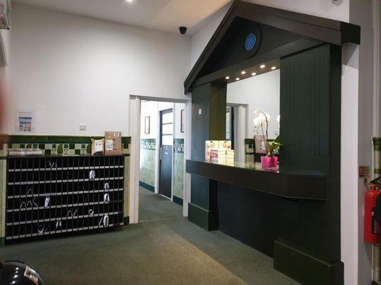 Flat 306 Fulham Palace Road, Fulham W6 9HH - Photo 1