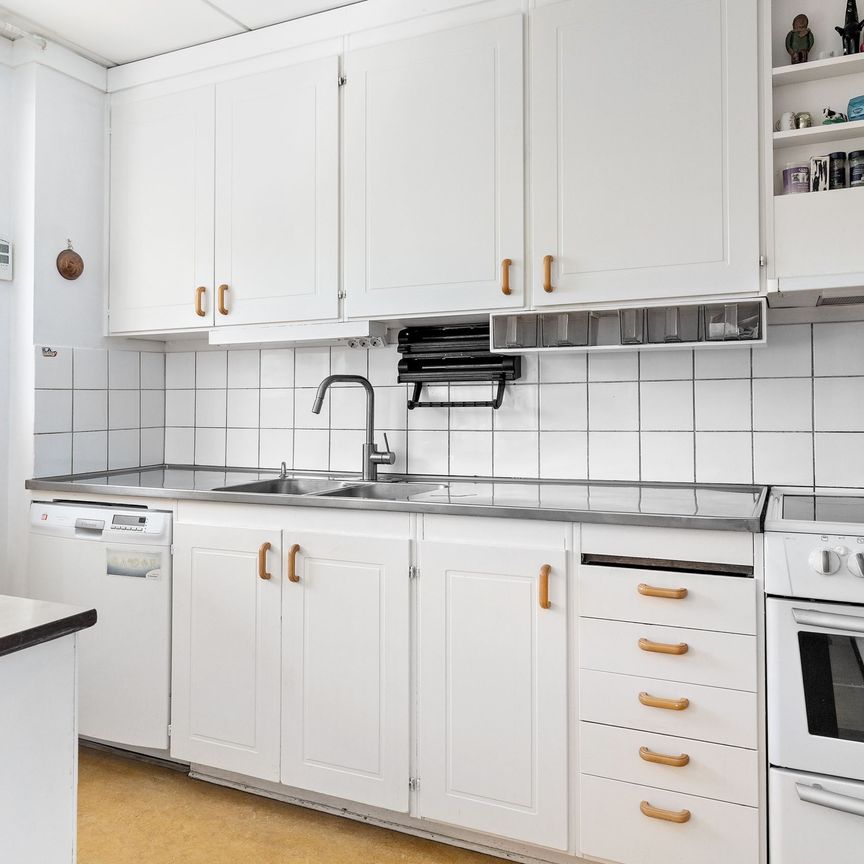 Västerslänt, Angered - Foto 1