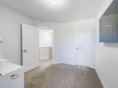 For Lease - 136 Brockley Drive, Toronto, Ontario - Photo 3