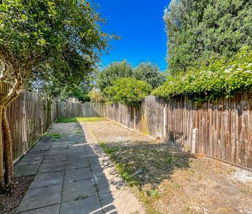 1 bedroom bedsit to rent - Photo 4