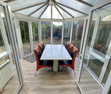 6 bedroom detached house to rent - Photo 3