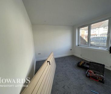 3 bedroom maisonette to rent - Photo 3