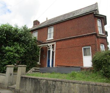 Studio to rent - Photo 3