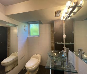 For Lease - 8159 Niven Street, Niagara Falls, Ontario - Photo 2