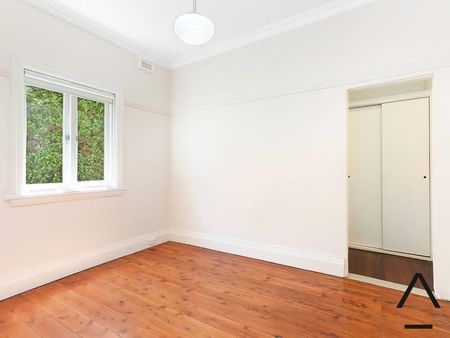 Renovated One bedroom Apartment - Photo 3