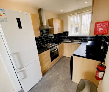 3 Bedroom House - Photo 6