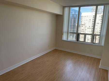For Lease - 7 Bishop Avenue Unit# 1712, Toronto, Ontario - Photo 5