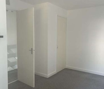 Modern semi detached house on the west side of Ellon. - Photo 2