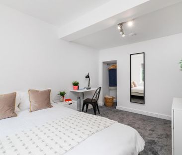 6 bedroom house to rent - Photo 4