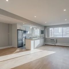 1 room apartment of 71m² in Montreal - Photo 2