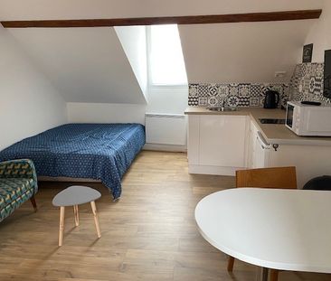 Location Appartement 1 pièce Meublé 16m² CHATELLERAULT 86100 - Photo 2