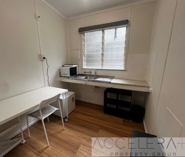 9/555 Boundary Street, Spring Hill, Qld 4000 - Photo 2