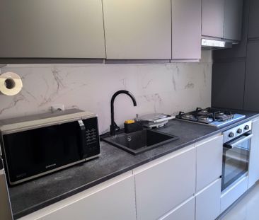 Inchiriere Garsoniera Moderna 32mp - Militari Residence | PROPRIETAR - Photo 4
