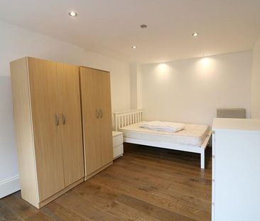 House share to rent - Photo 1