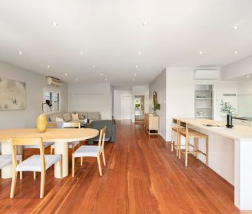 Inner City Lux Living - Photo 2