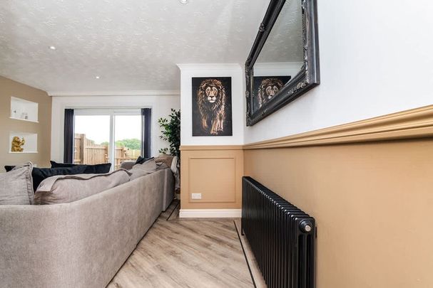 Syme Place - Photo 1