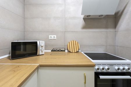 Calle Eloy Gonzalo - Photo 5