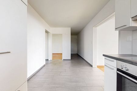 Logement entièrement rénové - Photo 2