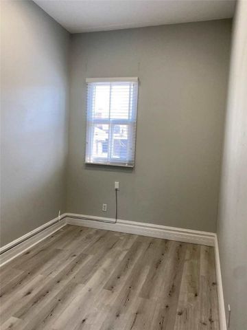 For Lease - 206 Carlton Street Unit# 104, Toronto, Ontario - Photo 2