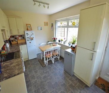 2 Bedroom Detached To Let - Photo 4