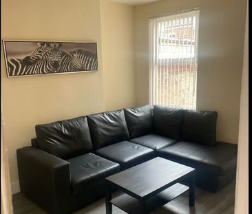 Room in a Shared House, Rossett Street, L6 - Photo 5