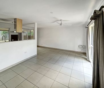 4 Tracey Drive, 4300, Goodna Qld - Photo 5