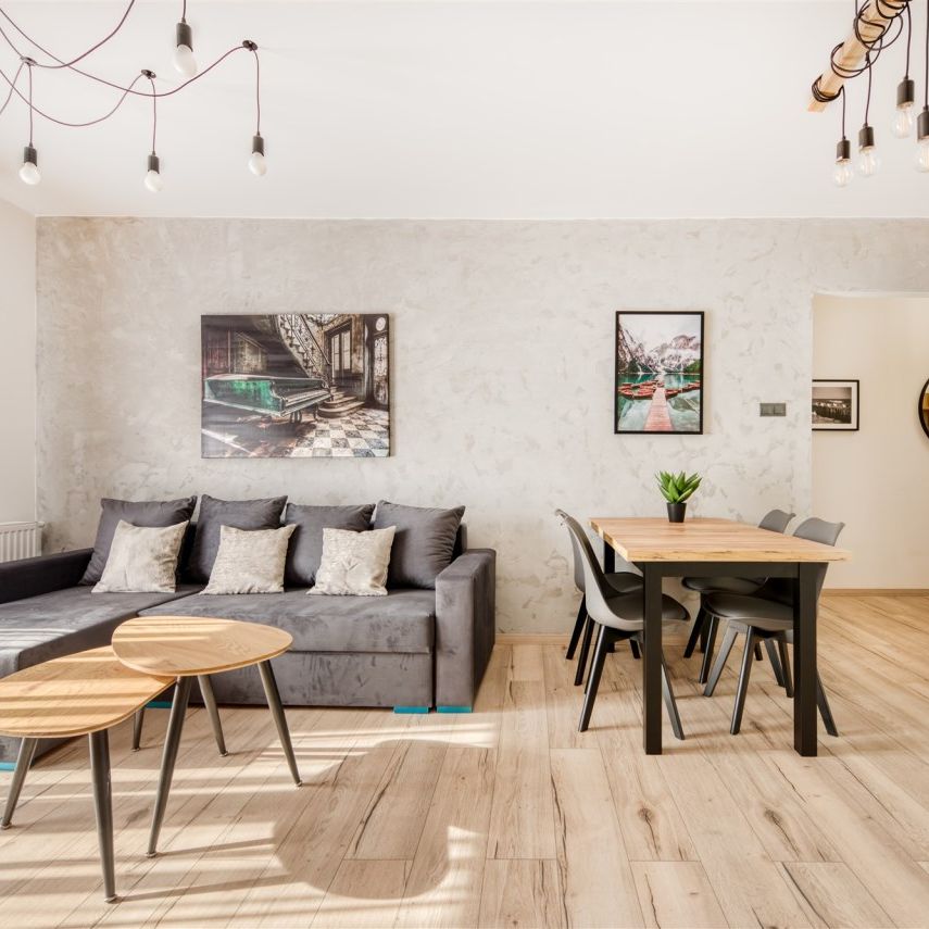 Łódź, Górna, Różyckiego - Фото 1