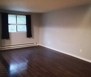 UNFURNISHED 2 Bed, 1 Bath Apartment (Denville) - Photo 3