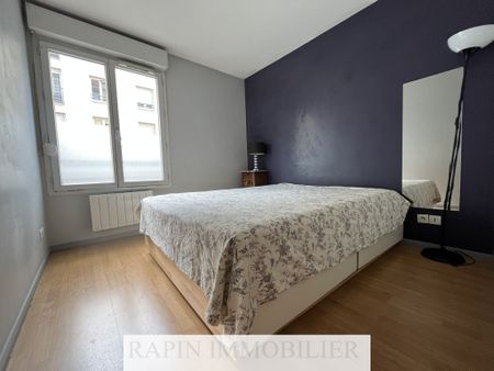 T2 MEUBLE AVEC TERRASSE LYON 7 - Photo 5