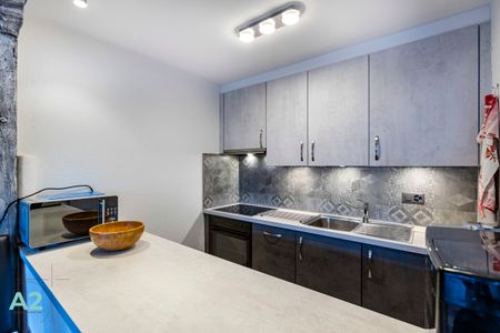 CENTRE OF MONTANA, within walking distance of shops - Photo 2