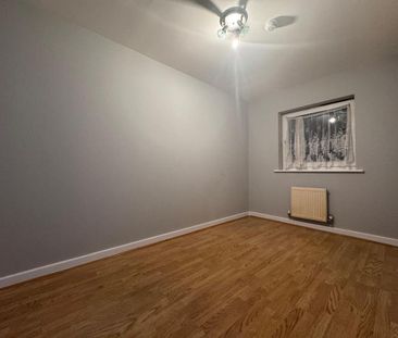 4 bedroom terraced house to rent - Photo 5