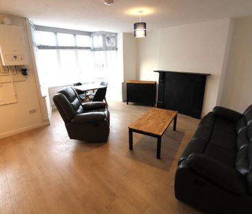 1 bedroom in a house share to rent - Photo 1