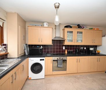 22 Thames Court, Belfast, BT12 6EY - Photo 3