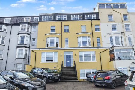 2 bed apartment to rent in Queens Parade, Scarborough, YO12 - Photo 3