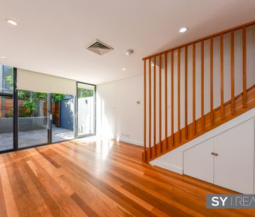 2/1 Gibbens Street, Camperdown NSW 2050 - Townhouse For Rent | Domain - Photo 1
