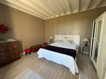 Maison 8 pièces Le Barp 211.37 m² - 5 chambres sur grand terrain - Photo 5