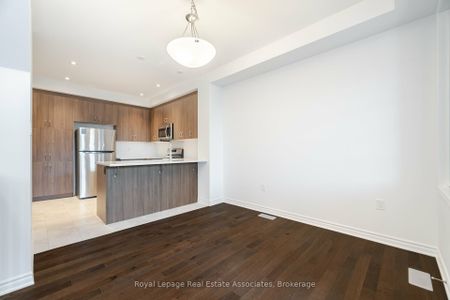 1226 Granary Street - Photo 2