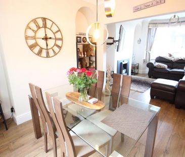 3 bedroom property to rent - Photo 2