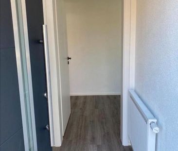 2,5-Zimmer-Wohnung mit Terrasse und Garage – Nachmieter gesucht - Photo 2