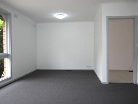 1/9 Silverdale Road, Eaglemont - Photo 5