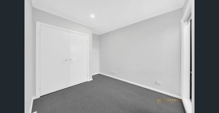 Spacious, Centrally Located with Club Access! - Photo 5