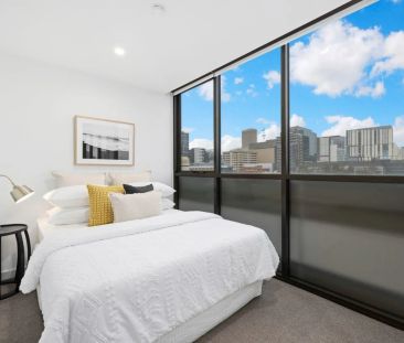 STYLISH, MODERN AND FURNISHED 3 BEDROOMS APARTMENT IN EXCEPTIONAL L... - Photo 5