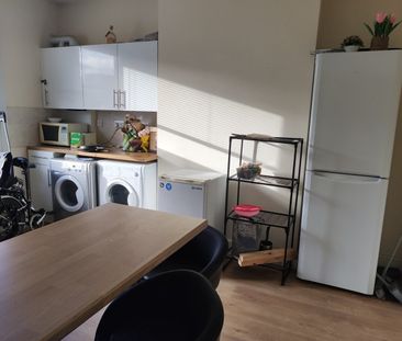 Room in a Shared House, Solway, N22 - Photo 5