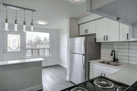 145 Elinor Avenue - Photo 4