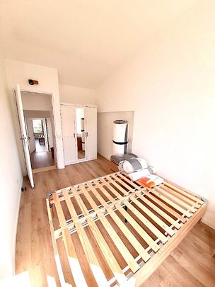 Appartement colocation Guyancourt 1 pièce 30 m2 - Photo 1