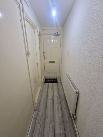 1 Bed Flat, Lockerbie Avenue, LE4 - Photo 5