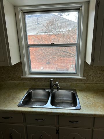 For Lease - 141 North Bonnington Avenue Unit# Main, Toronto, Ontario - Photo 5